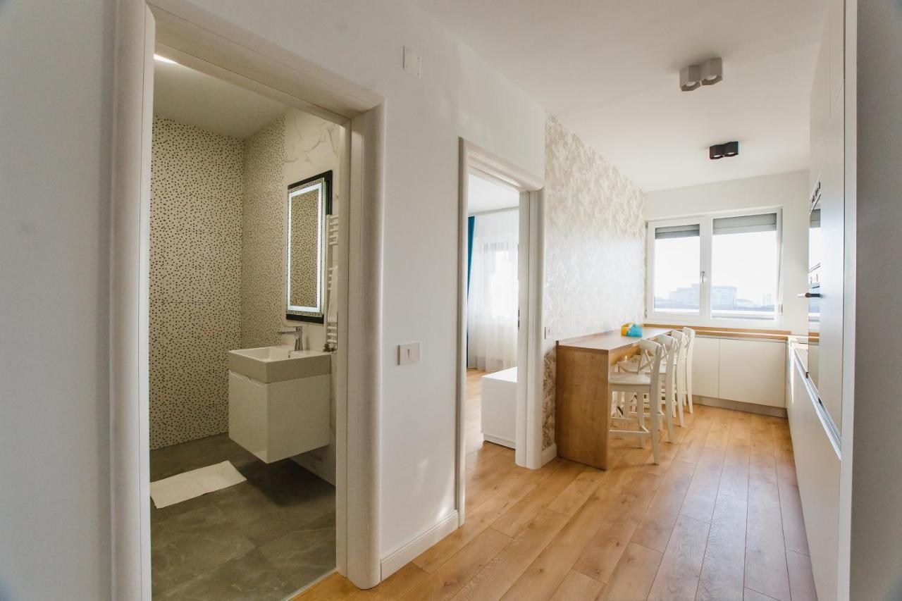 Fantastic Apartment At Prima Residence Oradea Dış mekan fotoğraf
