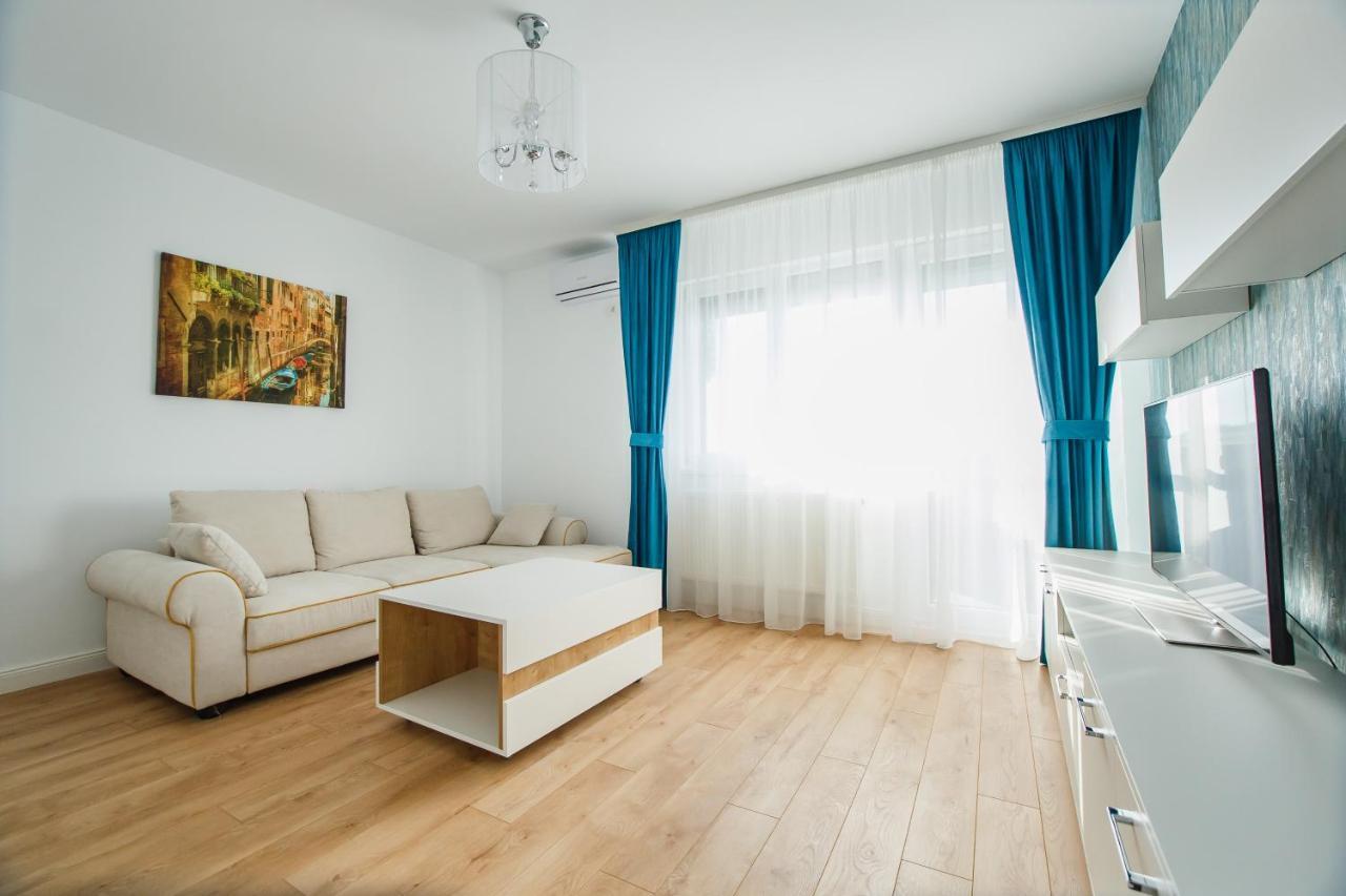 Fantastic Apartment At Prima Residence Oradea Dış mekan fotoğraf