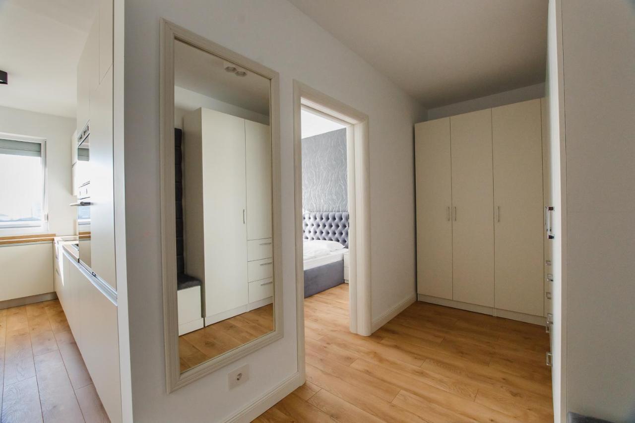 Fantastic Apartment At Prima Residence Oradea Dış mekan fotoğraf