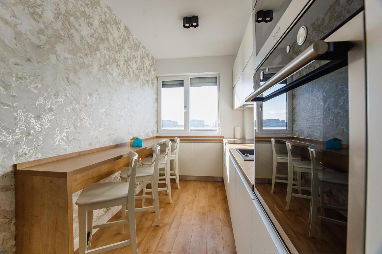Fantastic Apartment At Prima Residence Oradea Dış mekan fotoğraf