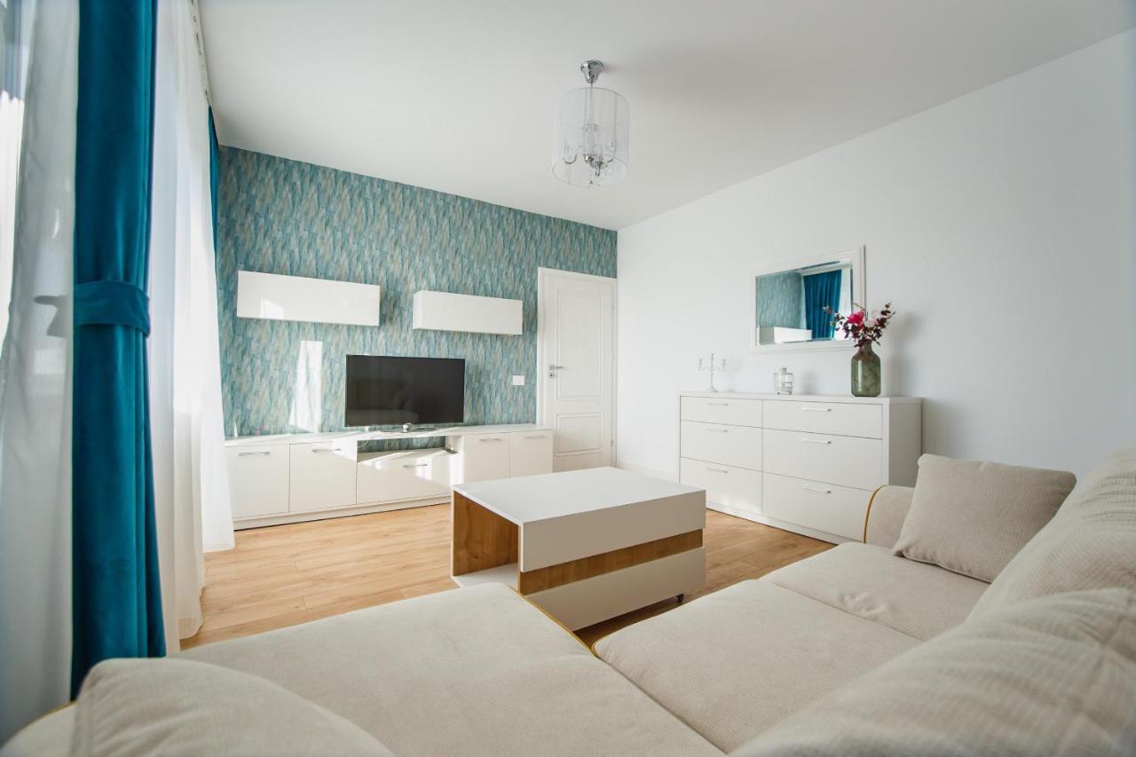 Fantastic Apartment At Prima Residence Oradea Dış mekan fotoğraf